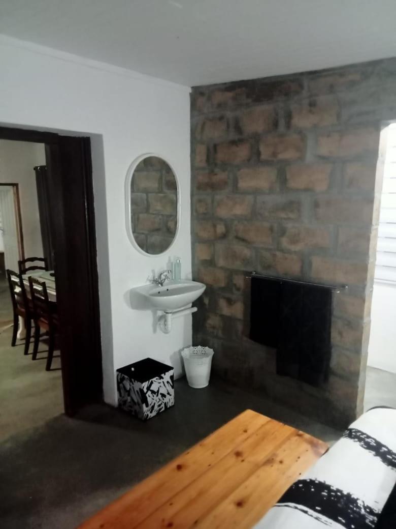 Prosper Stud Guest House Робертсон Екстериор снимка
